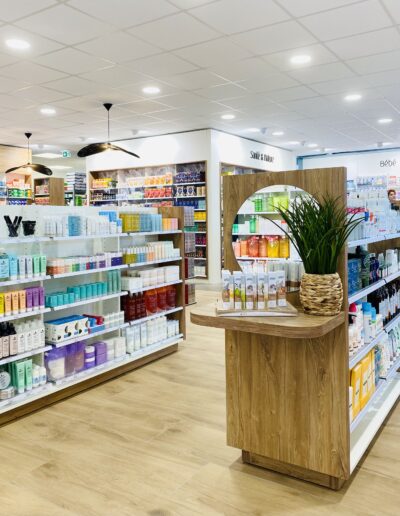 Merchandising pharmacie de Machecoul - Espace de vente