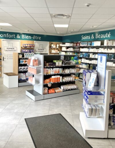 Merchandising pharmacie Le Pin-en-Mauges - Soins et Beauté